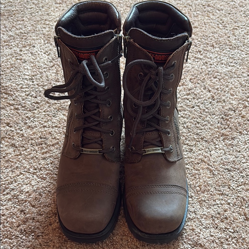 Brown Authentic Harley Davidson Chisel Toe Riding Boots in like new condition.